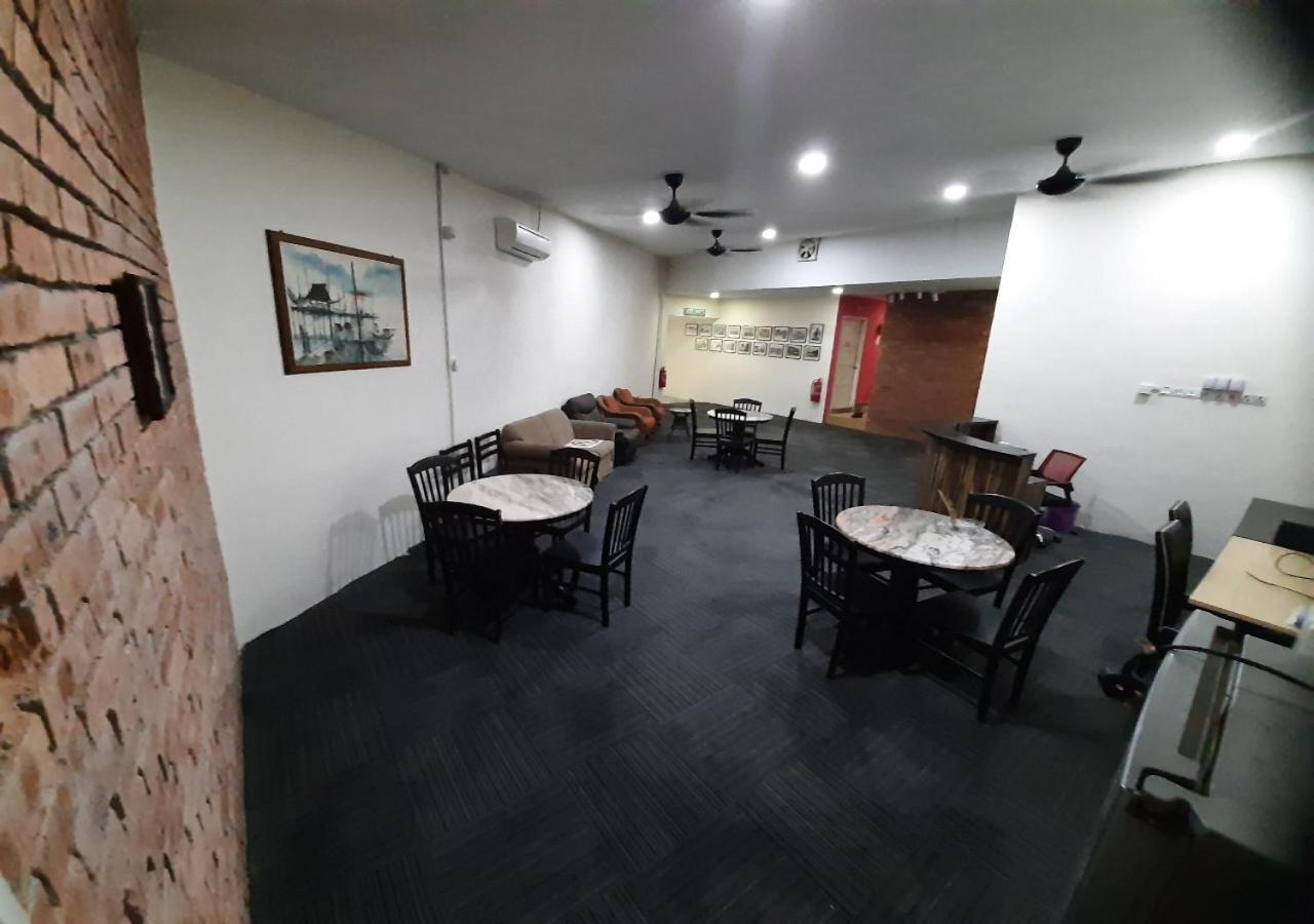 Mn Ferringhi Inn Batu Ferringhi Extérieur photo